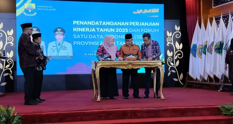 Kepala OPD Pemprov Jambi Tandatangani Perjanjian Kinerja 2025. Foto : Istimewa